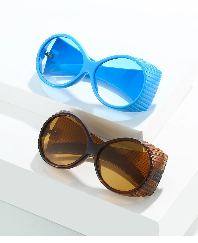 56971 übergroße ovale Brille Frauen Trend Schutz Sonnenbrille Farbverlauf Farbe Retro Sonnenschutz Spiegel Mode Streifen Farben uv400 – Detail 2