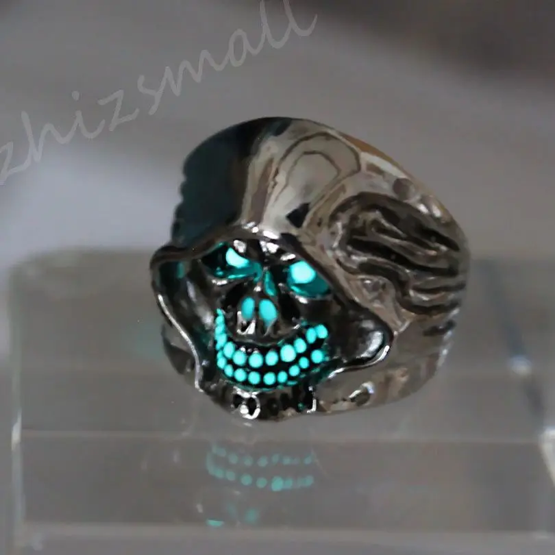 Personality Punk Skull Rings Silver Color Devil Eye Luminous Finger Ring for Men Women Glowing In Dark Rings Hip Hop Jewelry