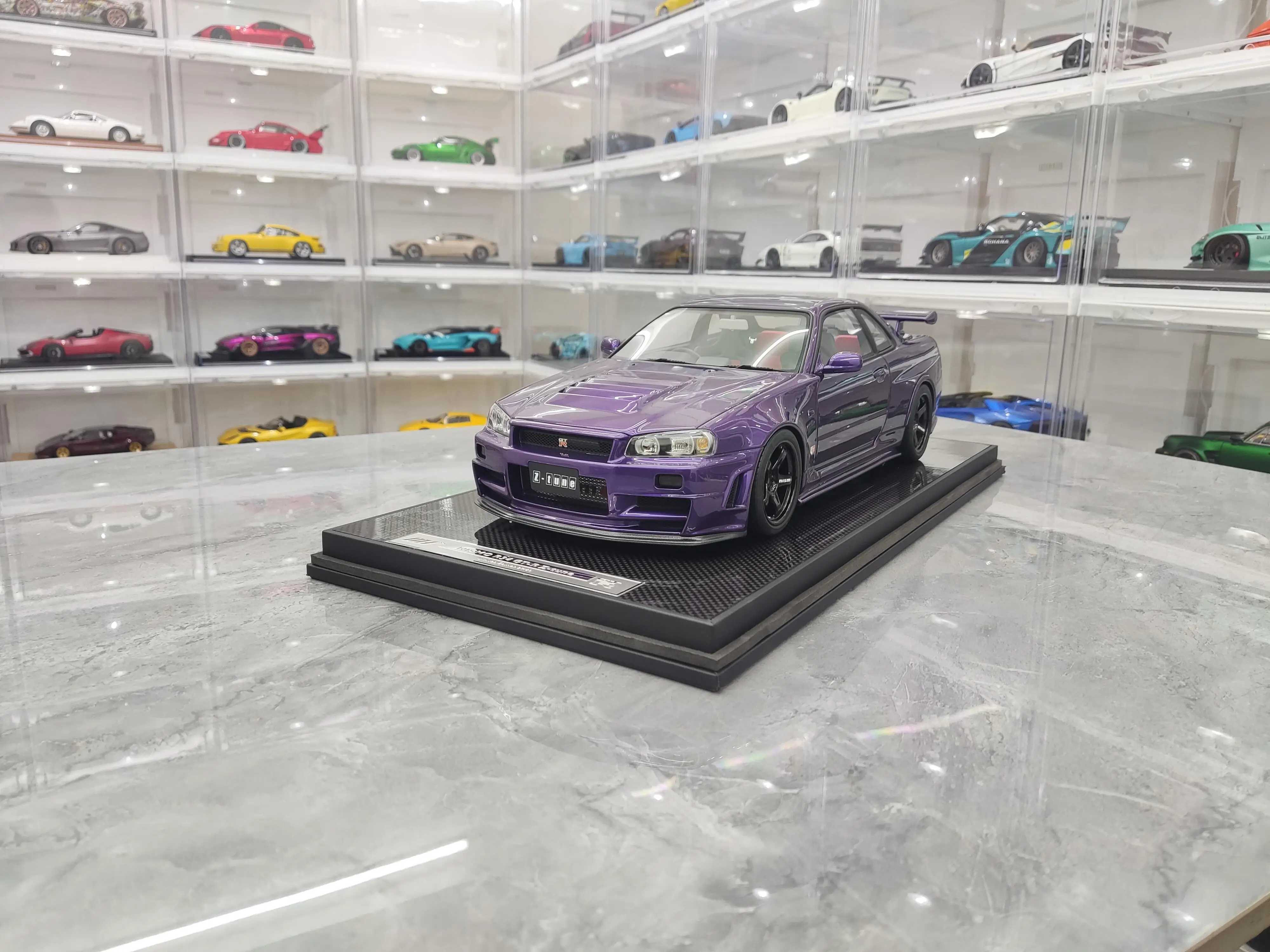 

MH Motorhelix 1:12 Skyline R34 Z-tune JDM Limited to 50 Pieces Simulation Resin Static Car Model Toys Gift