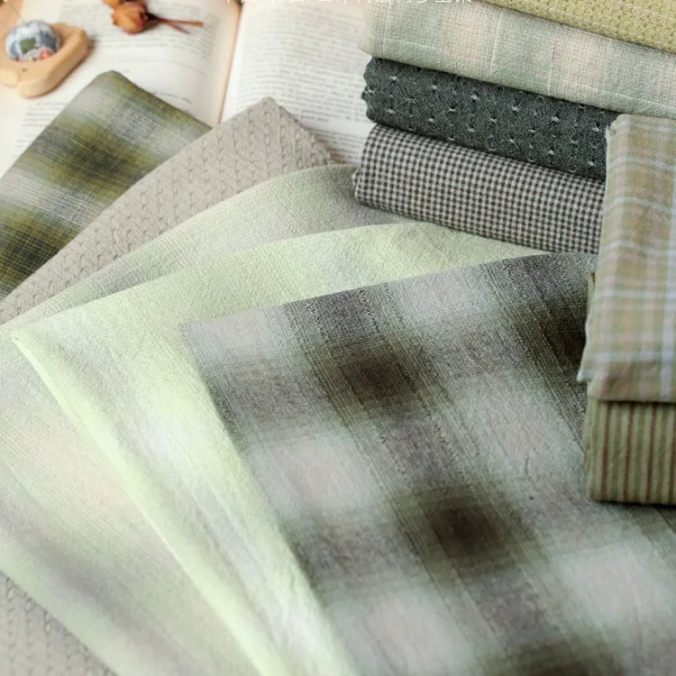 日本のレトロな糸染めの生地,DIYパッチワーク,人形服の縫製用の綿100% の生地,キルト生地,手作りのバンドル