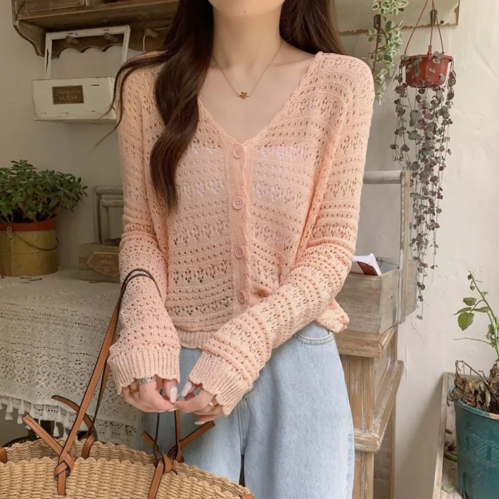 Moda oco para fora cardigan de malha com decote em v manga longa à prova de sol topos casuais finos outwear feminino