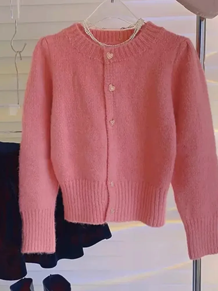 Cárdigans cortos de punto con cuello redondo para mujer, chaqueta de manga larga con botones de corazón, suéter rosa, otoño e invierno, 2024