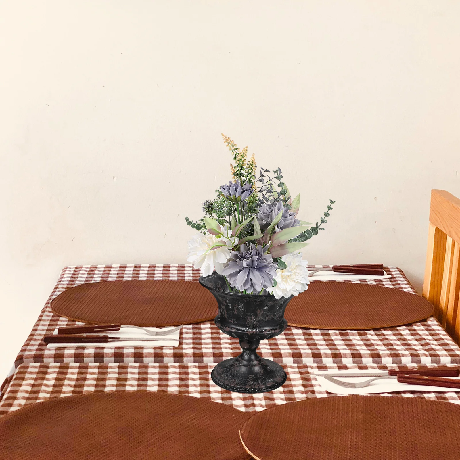 

Wrought Iron Vase Black Flower Pot Metal Planter Garden Decor Retro Plant Stand Floral Container Storage Wedding Table