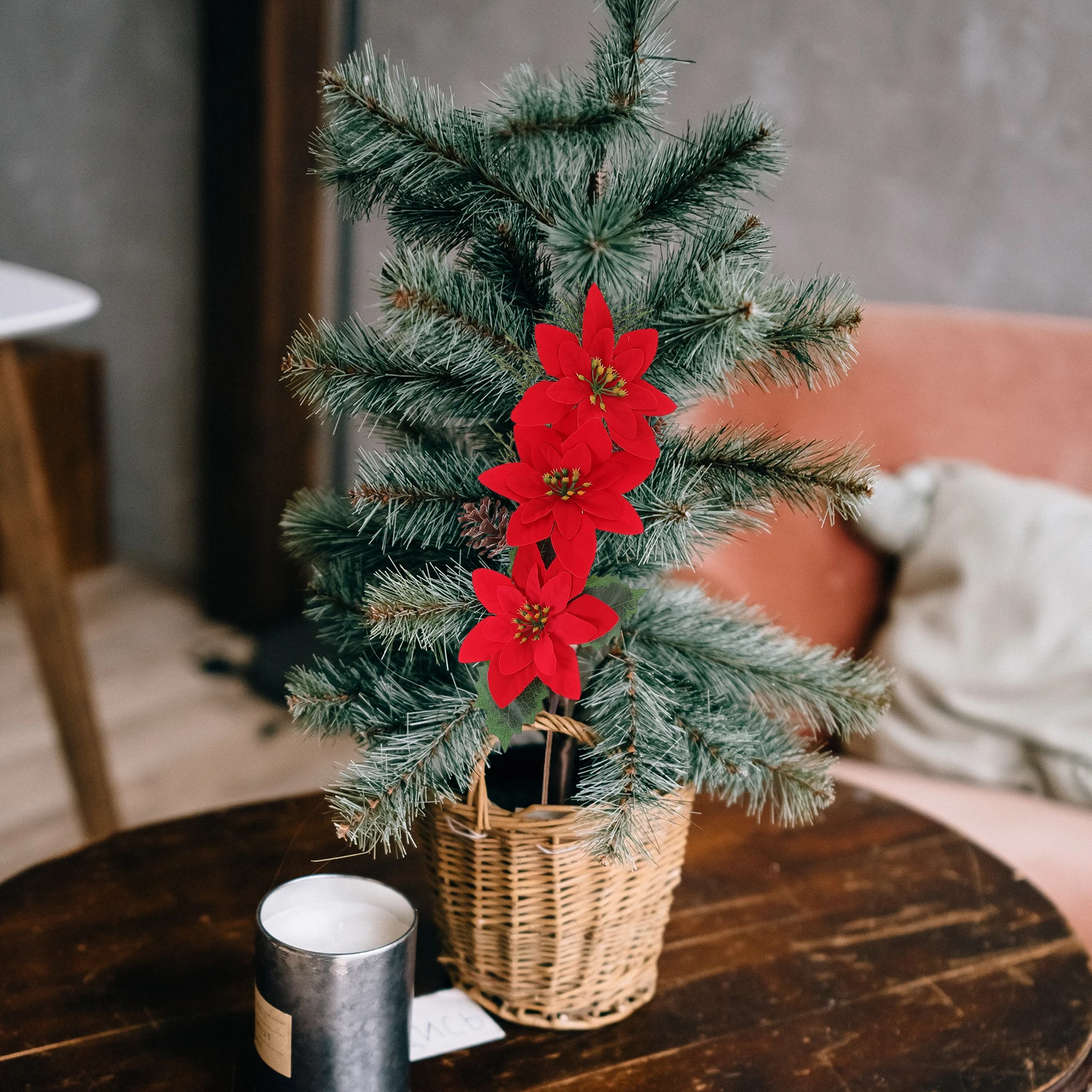 

2 Pcs Christmas Poinsettia Picks Realistic Decorative Flowers Pine Needles Tree Green Plants Home Xmas nament Festive Party DIY