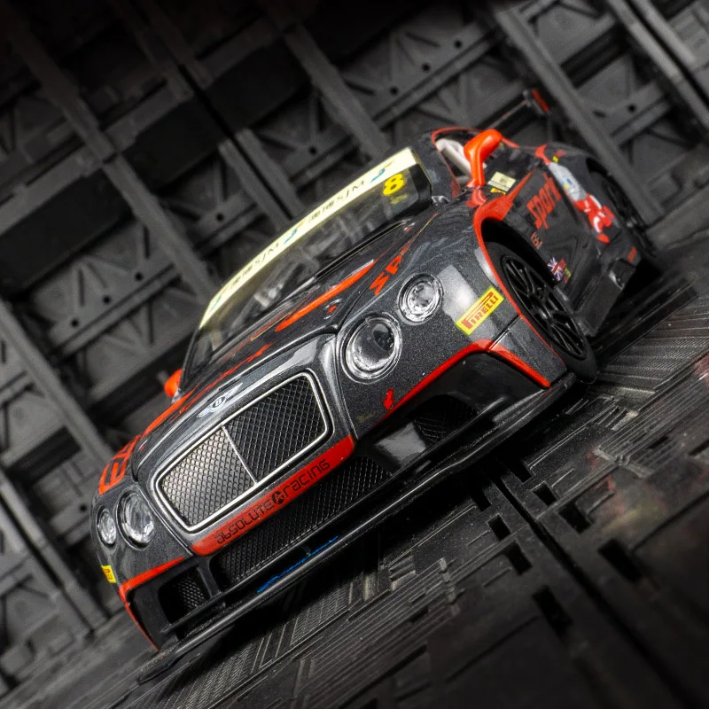 

CCA 1:24 Bentley continental GT3 alloy car model rally car children's acousto-optic toy door can be opened as a birthday gift