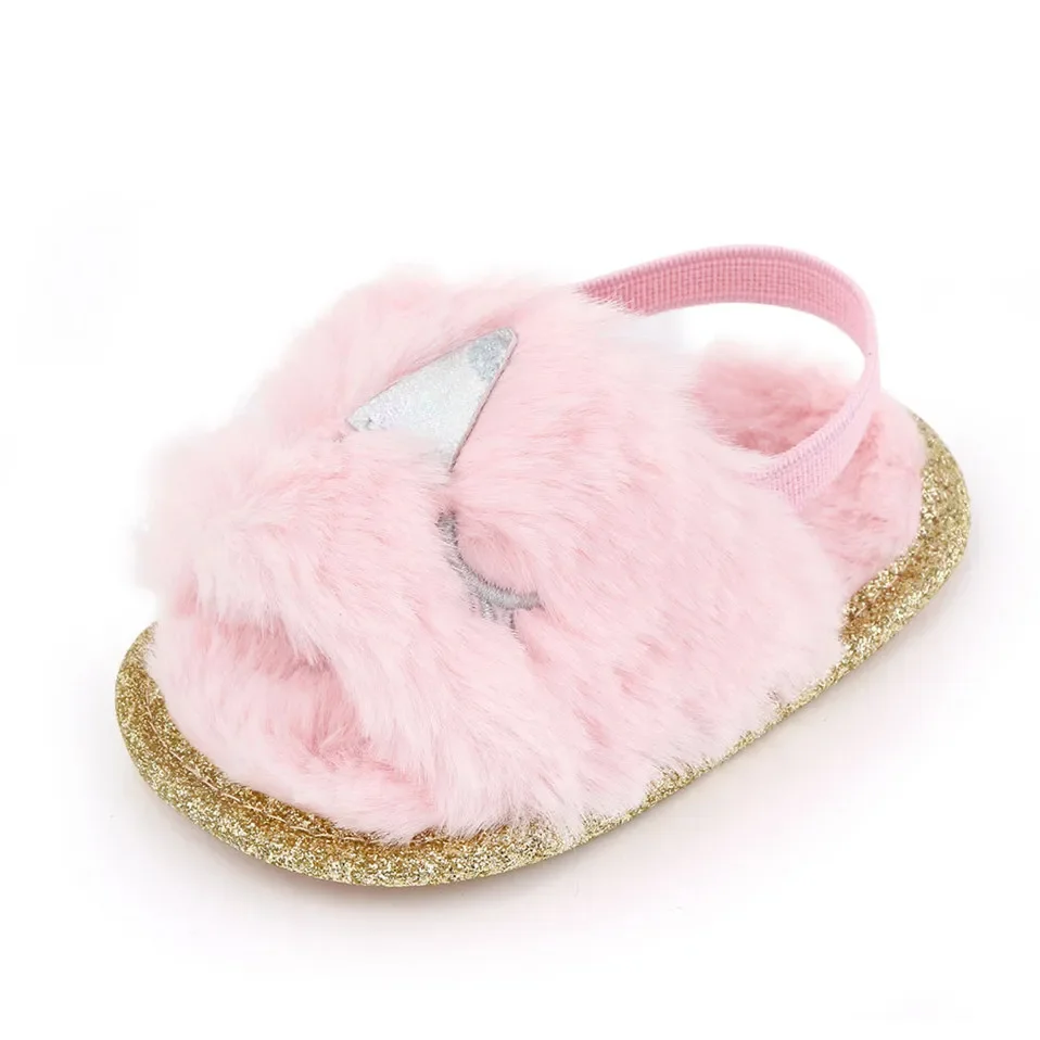 Scarpe da culla in peluche per bambina da bambino Pantofole prewalker con suola morbida in pelliccia sintetica con cinturino posteriore elastico