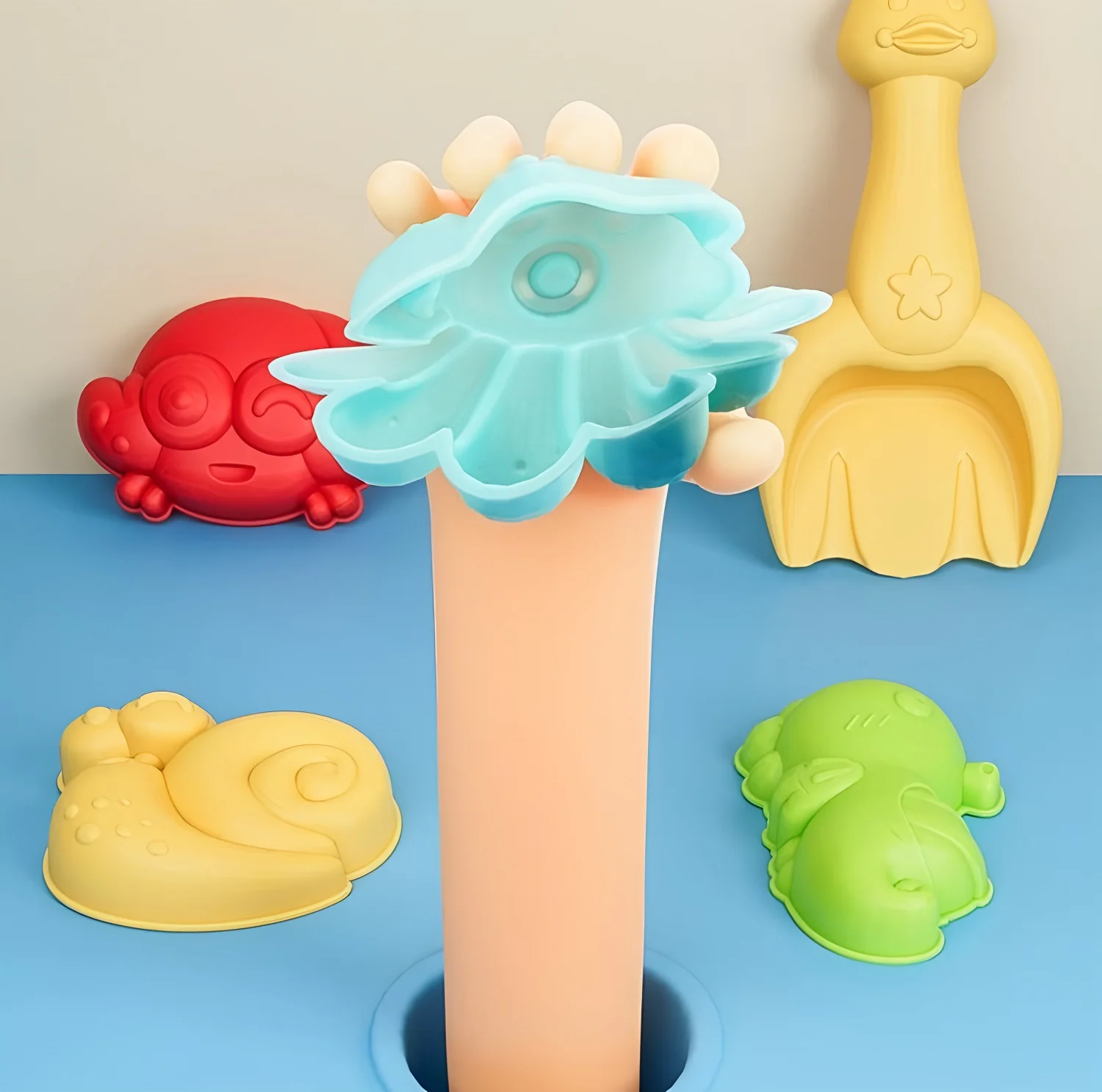Conjunto de brinquedos de areia de praia para crianças portáteis com balde de castelo de areia, ferramentas de jogo para crianças ao ar livre para o dia das crianças presente selo carro de areia