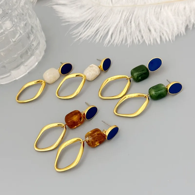 Classic Vintage Hong Kong Wind Geometric Earrings,enamel Women's Long Temperament High-grade Resin Beads Simple Stud Earrings