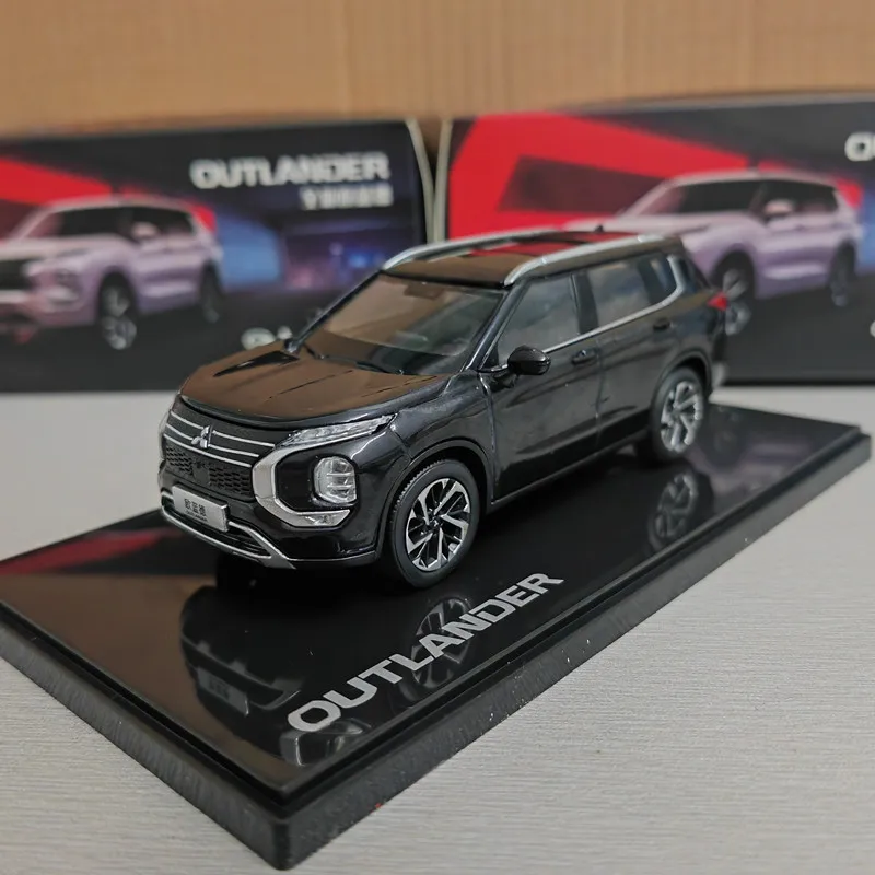 1/43 Mitsubishis Outlander SUV Alloy Car Model Diecasts Metal Off-road Vehicles Car Model Simulation Miniature Scale Kids Gifts