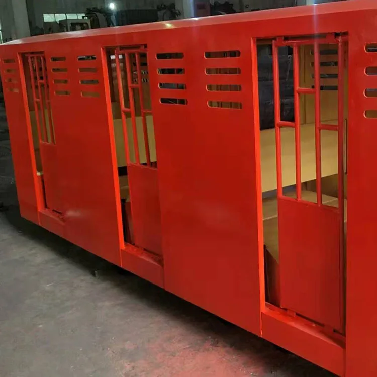 Man-vehicle transportation equipment rail-holding inclined shaft man-vehicle well