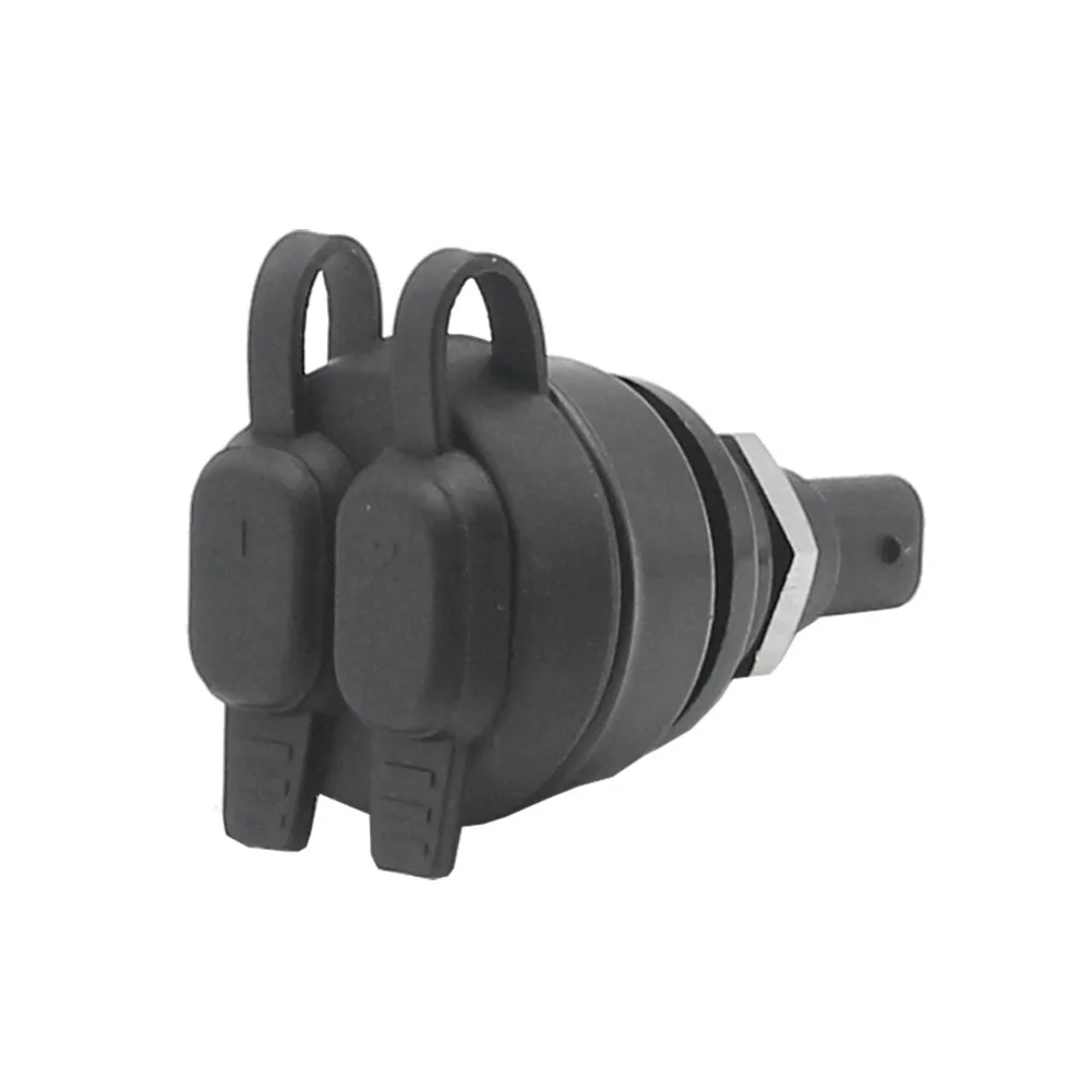 

Двойные USB-порта USB-разъем для зарядки Встроенный предохранитель Защита от перегрева Трансплей, как показано на рисунке