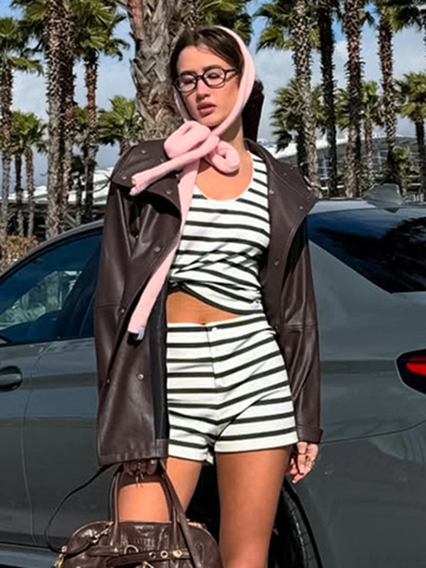 Marthaqiqi Striped Women Nightwear Set V-Neck Sleepwear Long Sleeve Nightgowns Shorts Casual Ladies Ladies Pajamas 2 Piece Suits