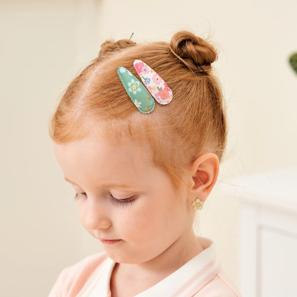 40 Uds. Clips BB para el cabello con estampado colorido al azar, horquillas de aleación de tela encantadoras para niñas, pasador de flores para niños, tocado clásico