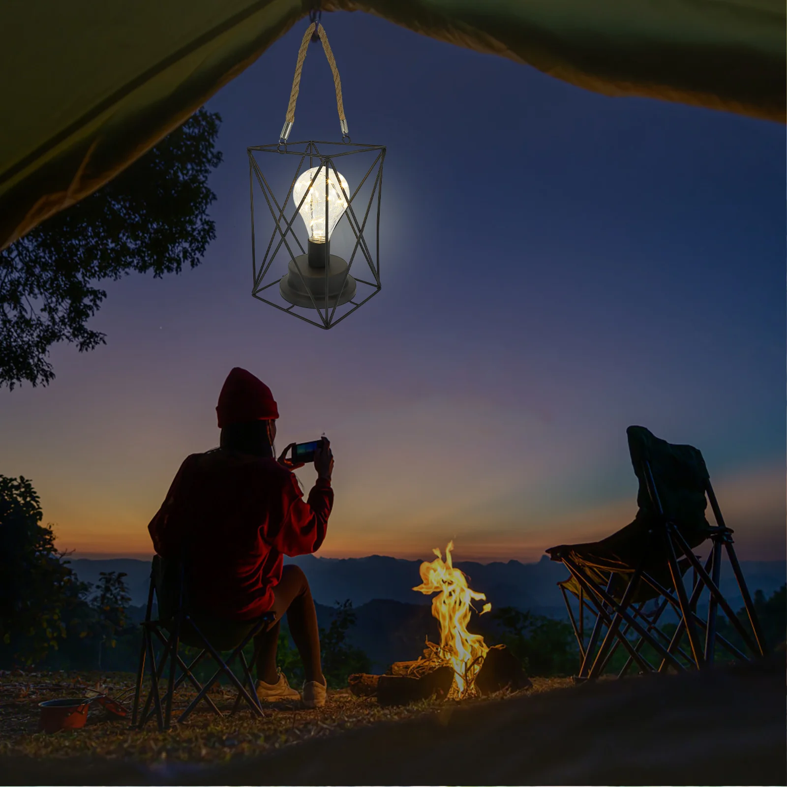 

Creative Xmas Lamp Ornament Hanging Solar Pendant Light Outdoor Garden Porch Lantern Landscape Decoration Festival Scene