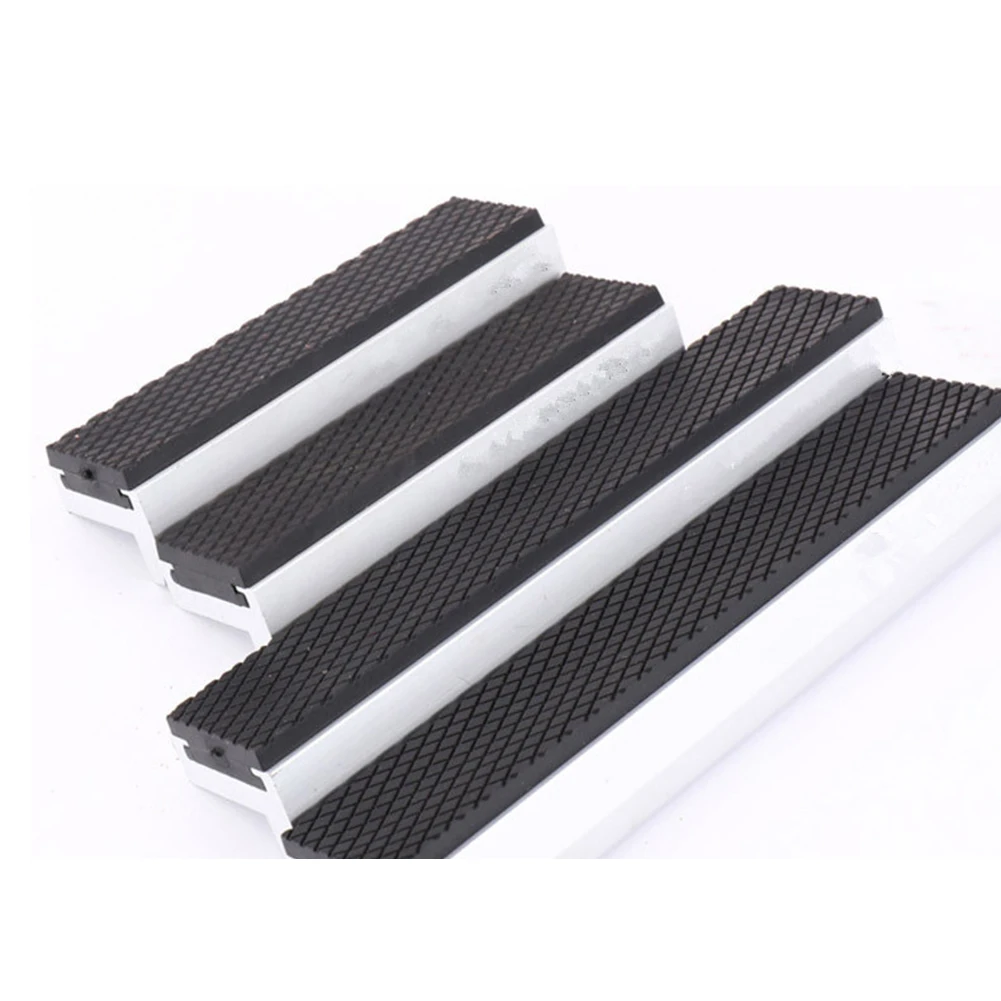 Imagem -02 - Mandíbulas de Vise Universal com Forte Magnético Vice Almofadas Macias Protetor Multiuso para Metal Vice in in 6in Pcs