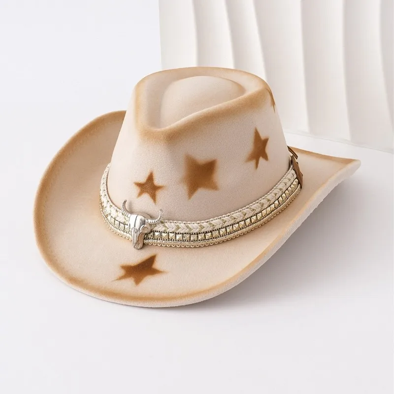 Men's and women's riding hats, classic European and American styles, new designs featuring a bull head decoration, western cowbo