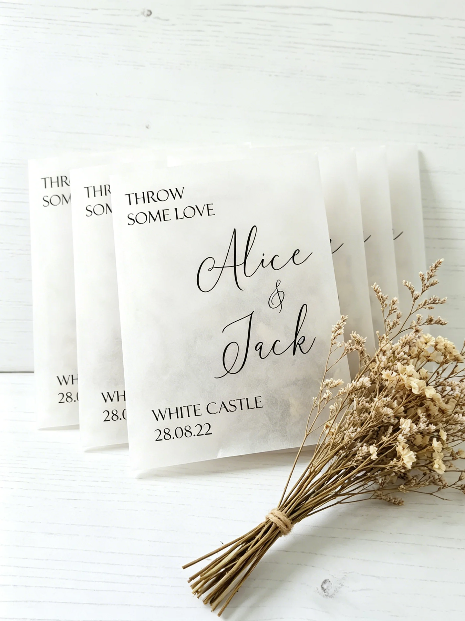 

Personalized Wedding Confetti Bags Custom Petal Confetti Packets for Wedding Ceremony