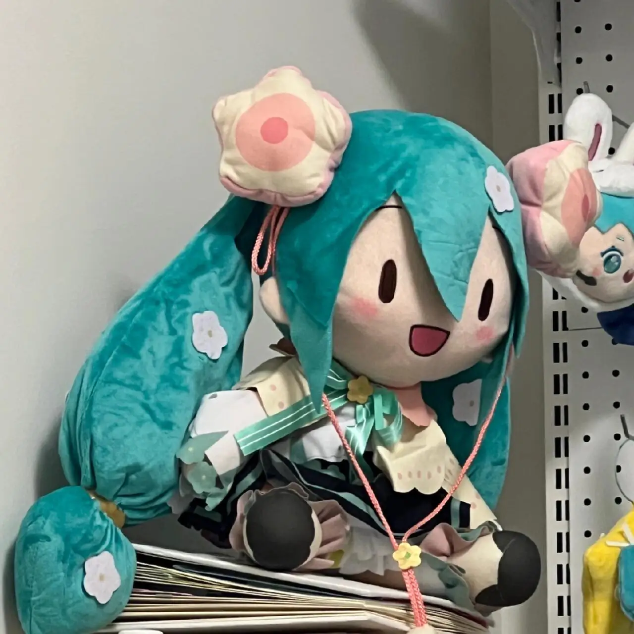 愛らしいアニメセガボーカロイド初音ミクぬいぐるみおもちゃフラワーミクフフ32-50cm漫画コレクション女の子男の子ギフトおもちゃ