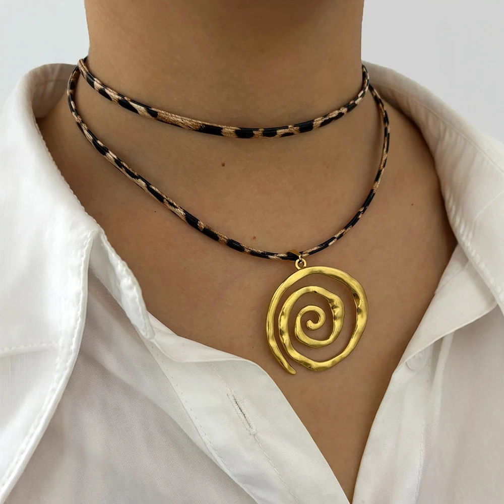 Multilayer Leopard Print Handmade Charm Necklace Gold PVD Plated Stainless Steel Vortex Accessories Fashion Jewelry Gift