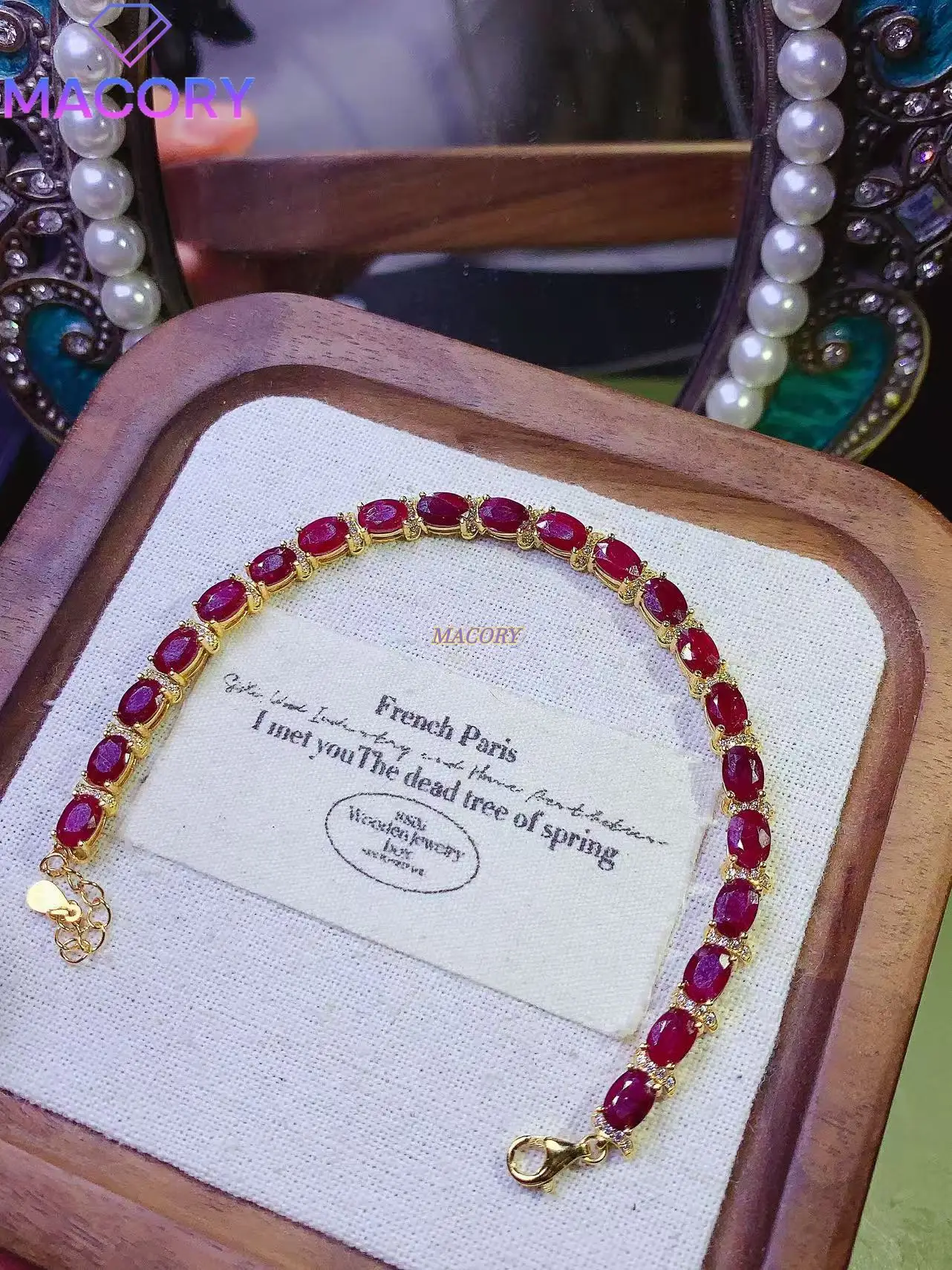 سوار روبي أحمر رائع للنساء، فضة استرلينية 925، تصميم كلاسيكي أنيق جديد، ألوان أحجار كريمة نابضة بالحياة، مصنوع بدقة