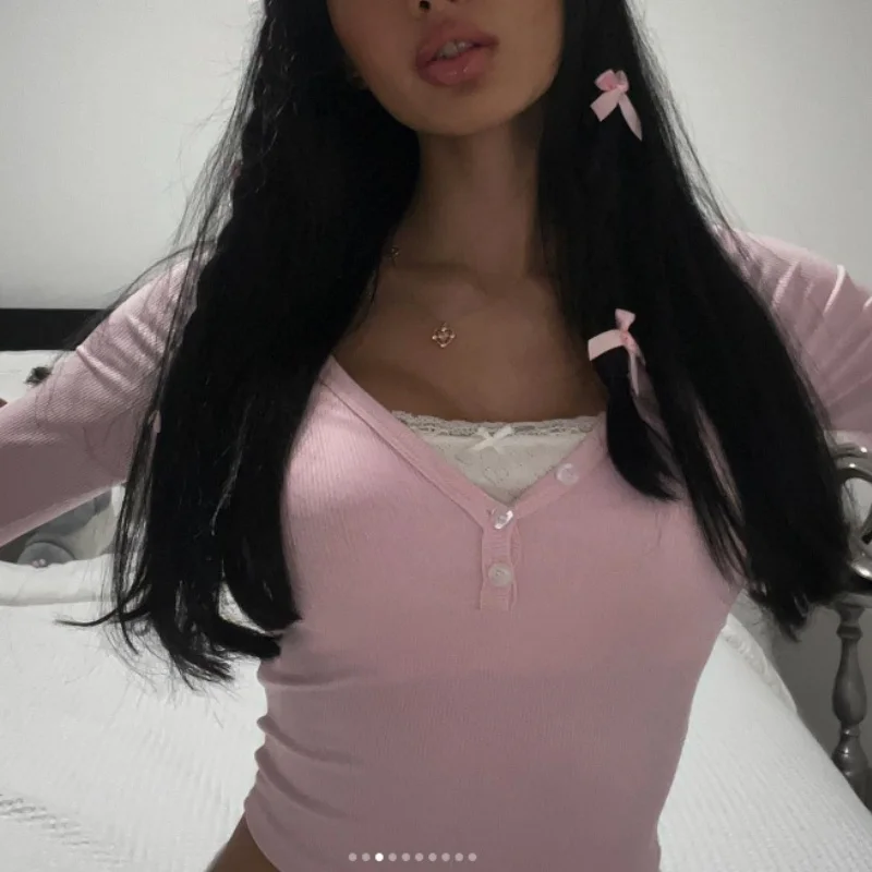 Women Basic Long Sleeve V Neck Crop Tops Y2K Button Tight Slim Fit Workout Tshirt Fall Trendy Going Out Gym Shirt