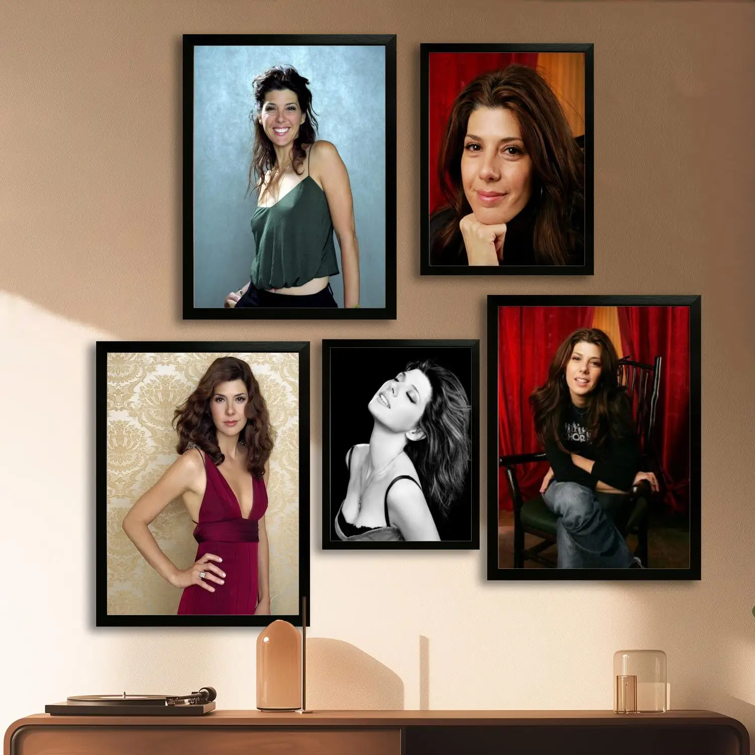 marisa tomei actor Canvas Art Poster and Wall Art, Picture Print, Modern Family, Bedroom Decor, Posters,Decorative painting