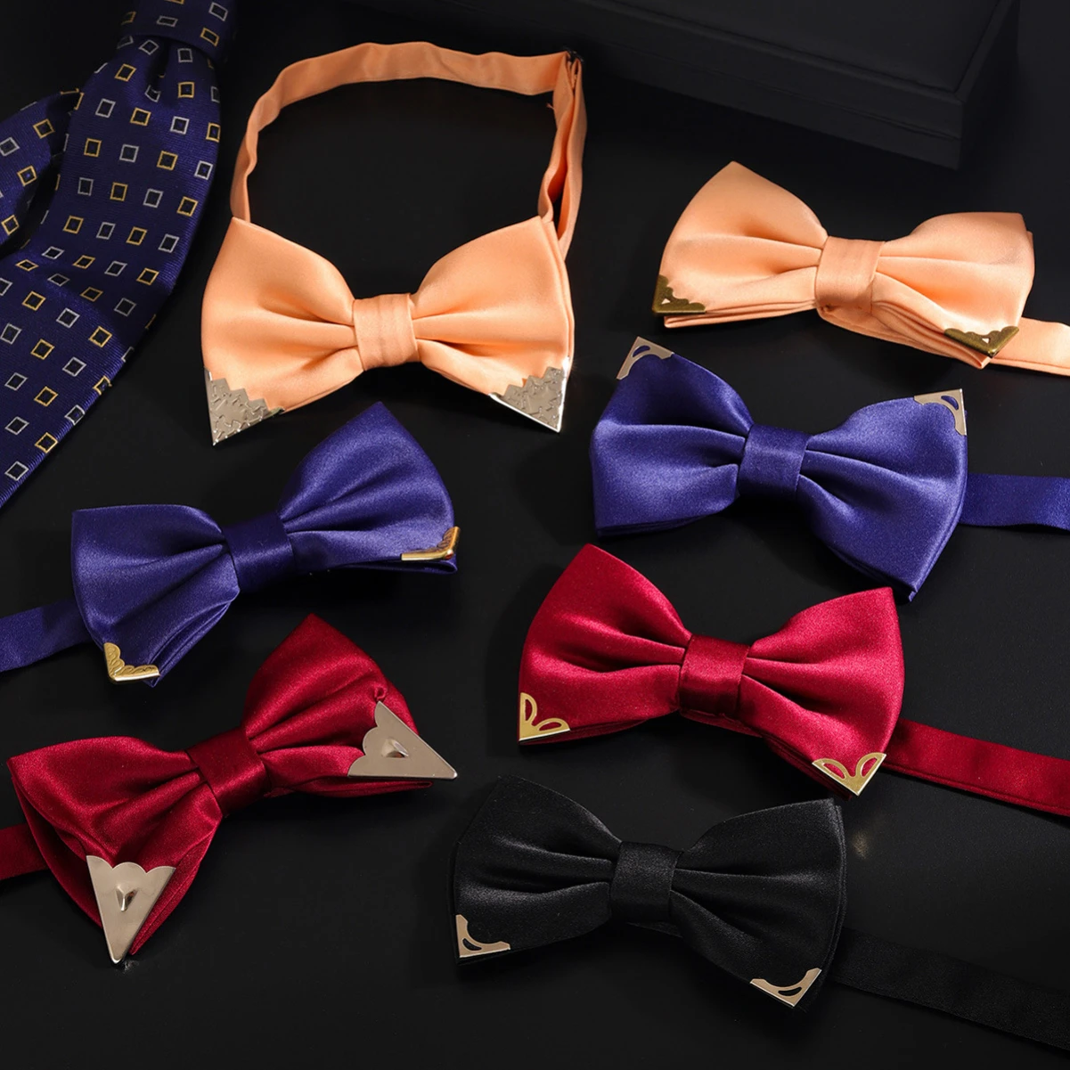 

Модный галстук-бабочка с плоской головкой, металлическая окантовка, регулируемый французский стиль, унисекс, повседневная модная рубашка, костюм, универсальный аксессуар, подарки