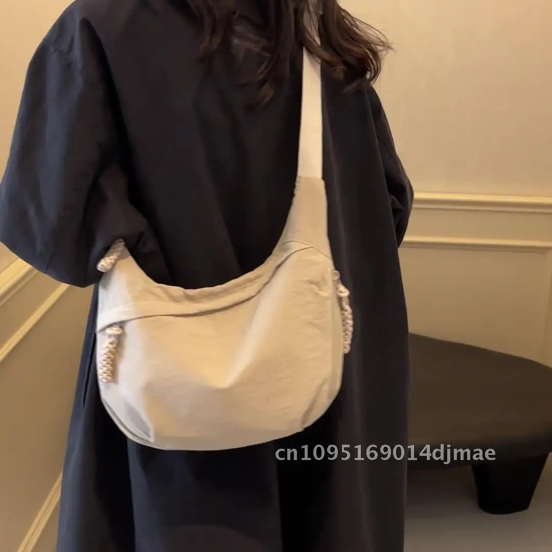 

Women's Japanese Style Large Capacity Crossbody Bag 2024 Urban Minimalist Nylon Small Satchel Shoulder Bag with Zipper