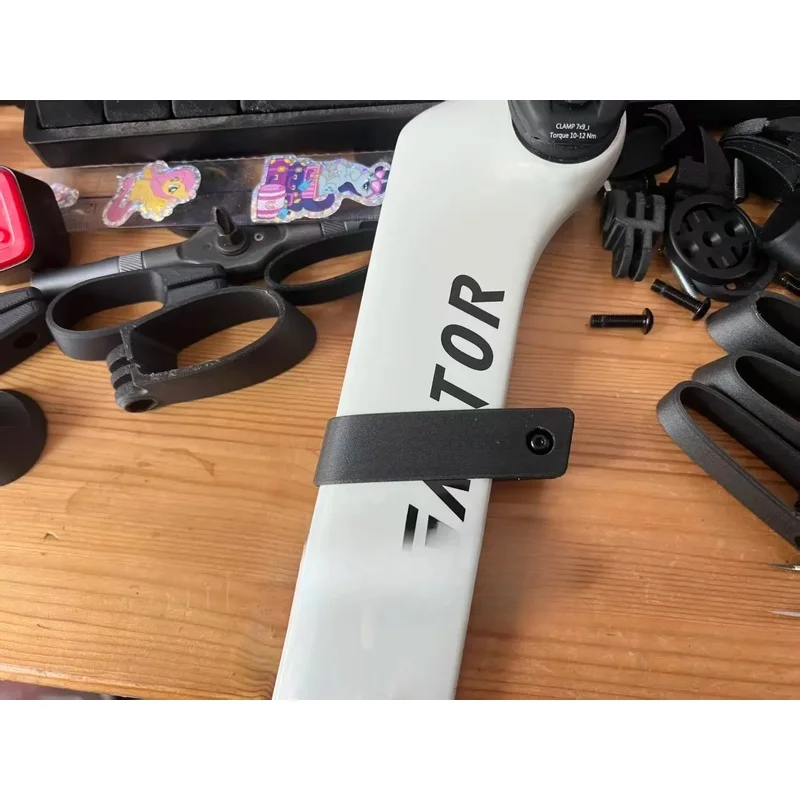Tail Light Radar Mount Action Camera Number Plate Holder FOR Factor ONE & GoPro, No Seatpost Removal Adjustable Seatpost Bracket