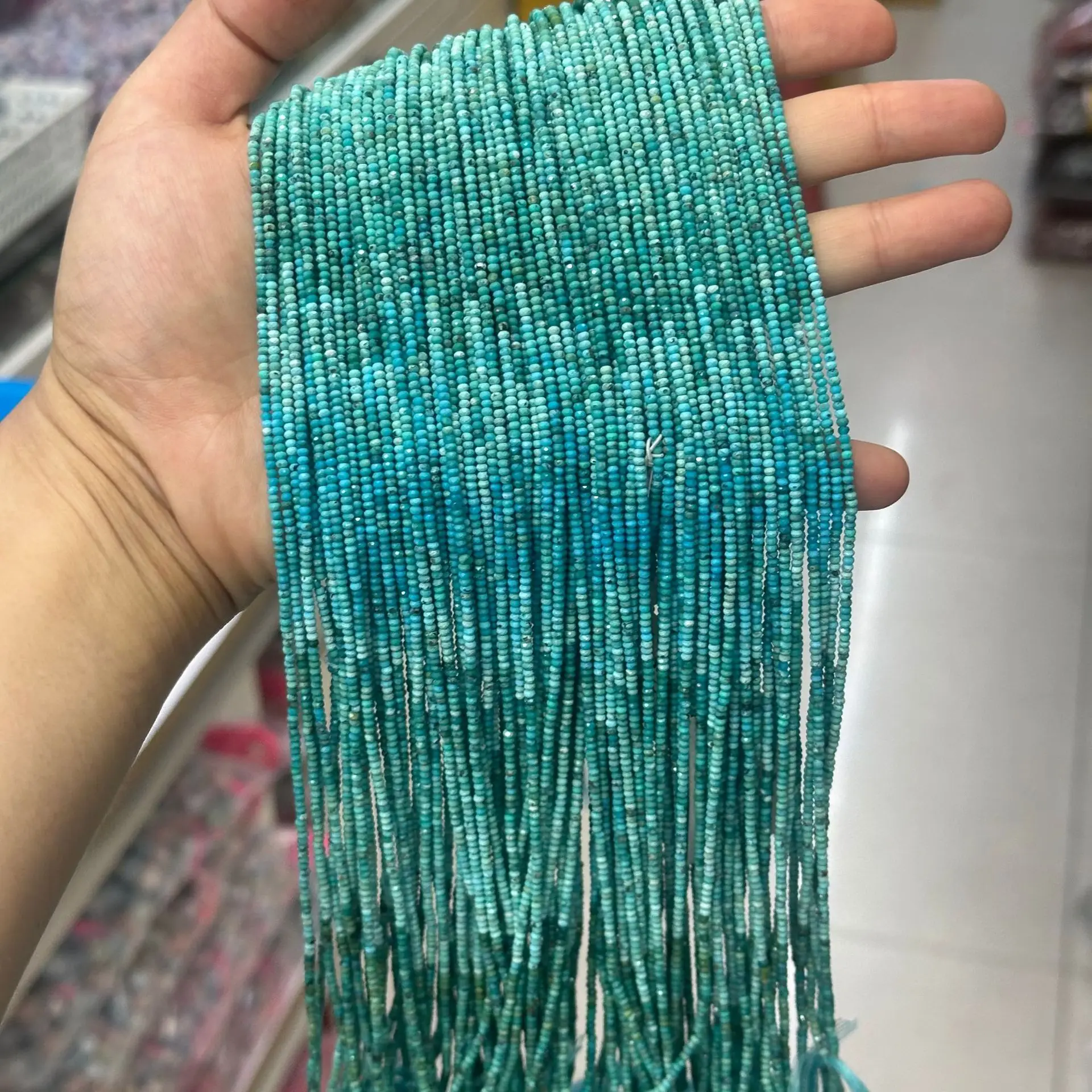 1 * 2Mm Natural Beauty Pine Section Abacus Turquoise Gradual Change Blue Turquoise Turquoise Faceted Millet Beads Loose Beads