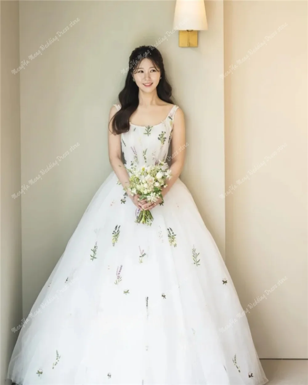 2025 Elegante Corea A Line Tulle Abito da sposa Staccabile Puff Maniche lunghe Servizio fotografico Abiti da sposa Abiti da sposa personalizzati