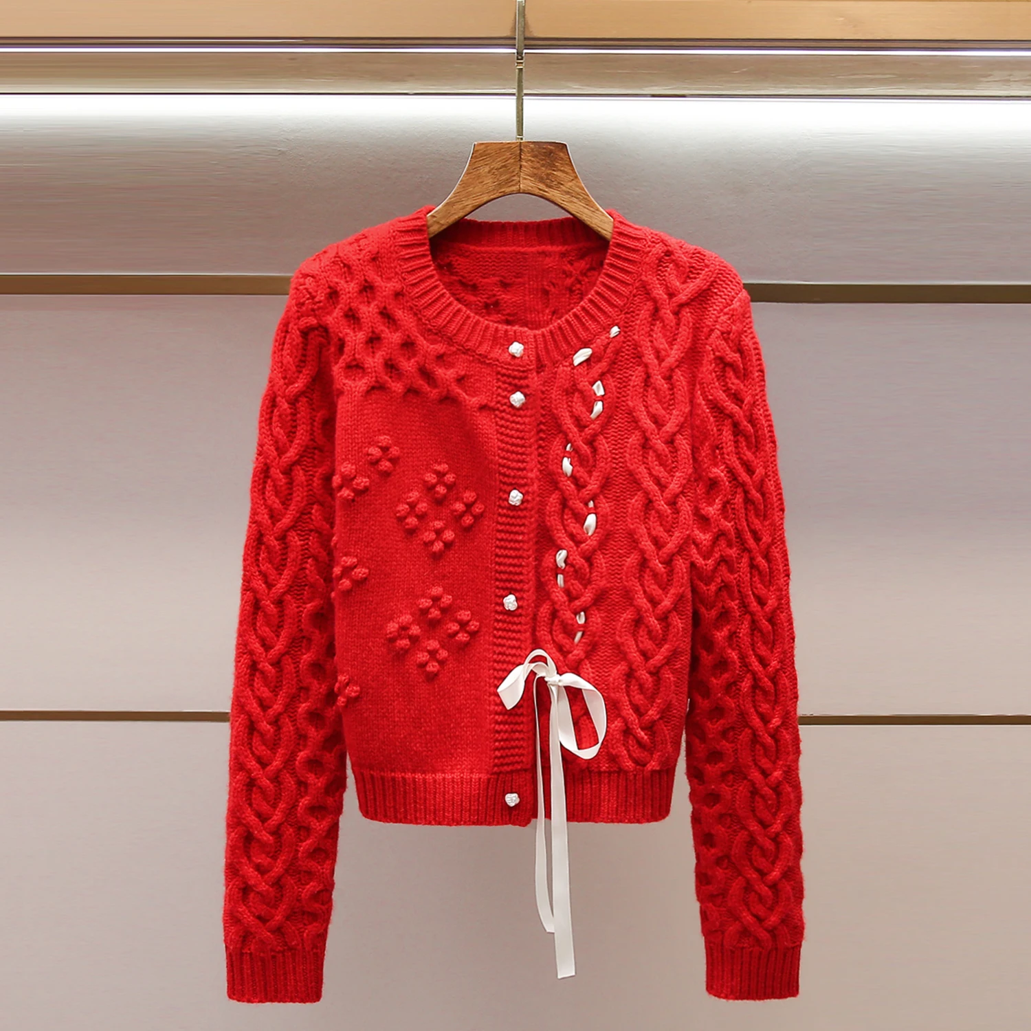 

Весенний красный 3D-кардиган с вязаной лентой, женский повседневный укороченный кардиган с длинными рукавами, стандартный крой