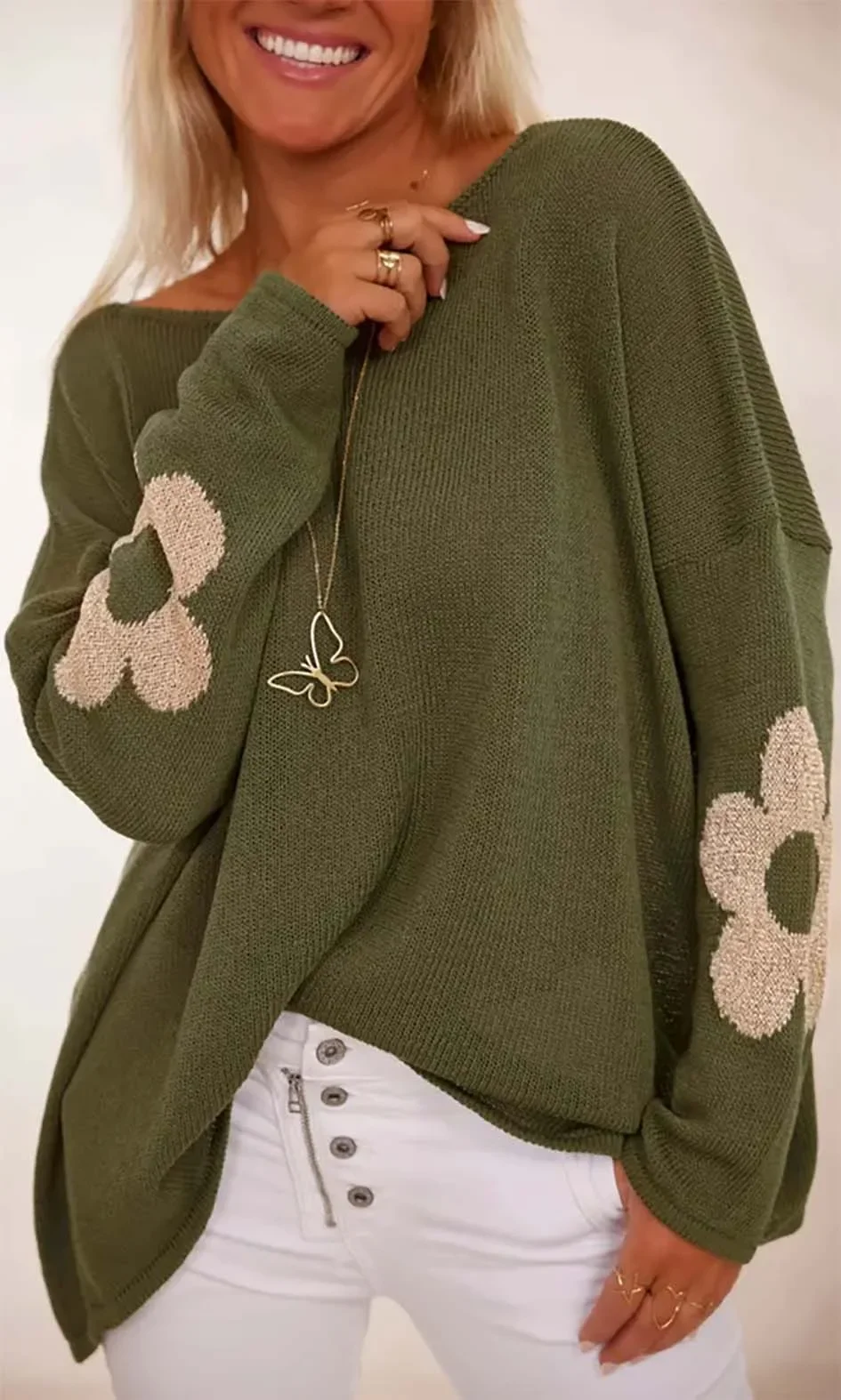 

Женский оливково-зеленый свитер с длинными рукавами и бежевыми цветочными украшениями, повседневный пуловер с круглым вырезом