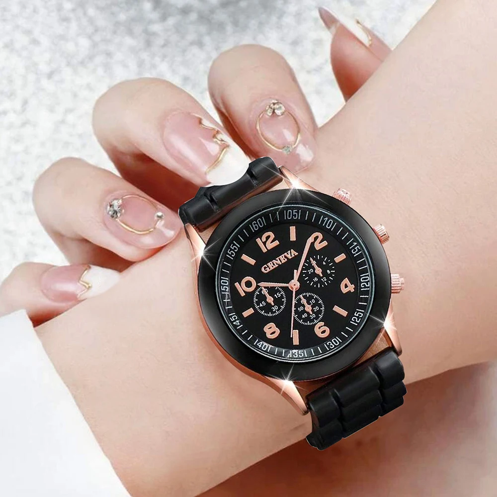 4Pcs New Luxury Women's Watch Fashion Luxury Elegant Alloy Wristwatch PU Leather Strap Couple Watch Quartz Holiday Gifts No Box