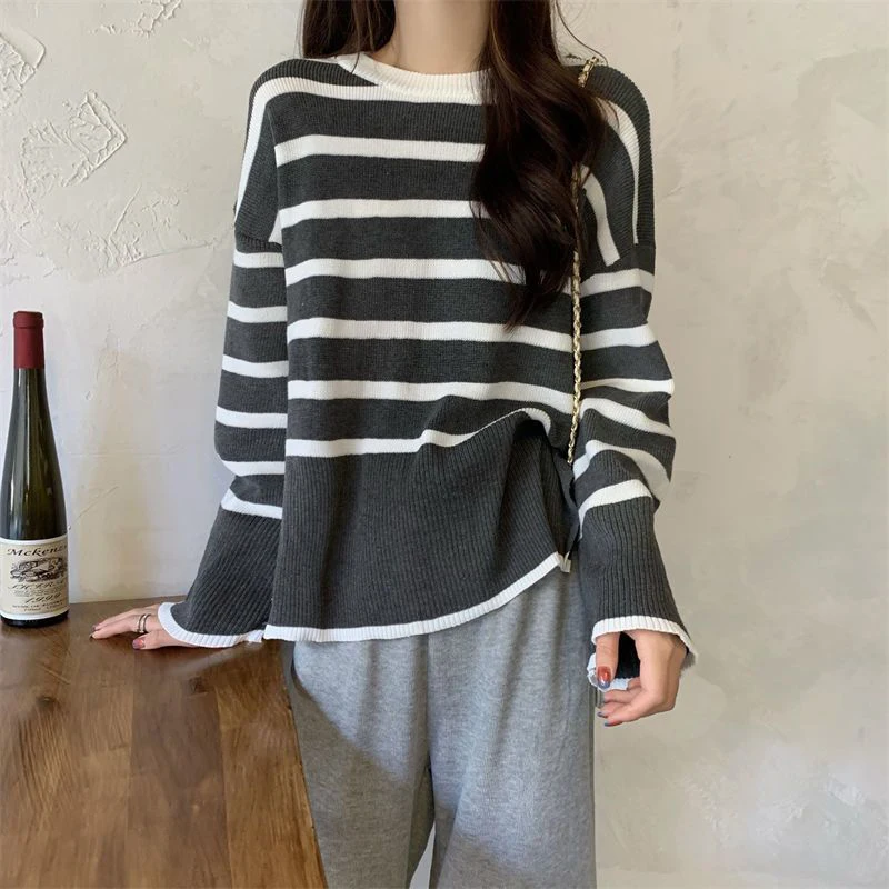 Vintage Women Korean Striped Jumpers Autumn Long Sleeve Casual Slit Sweater Lady Simple Loose O Neck Retro Knitted Tops