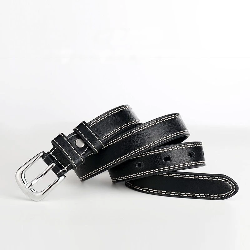 Cintura con fibbia ad ago di alta qualità per donna. Bellissimo e pratico, morbido e confortevole. Coppia bene con jeans e gonne