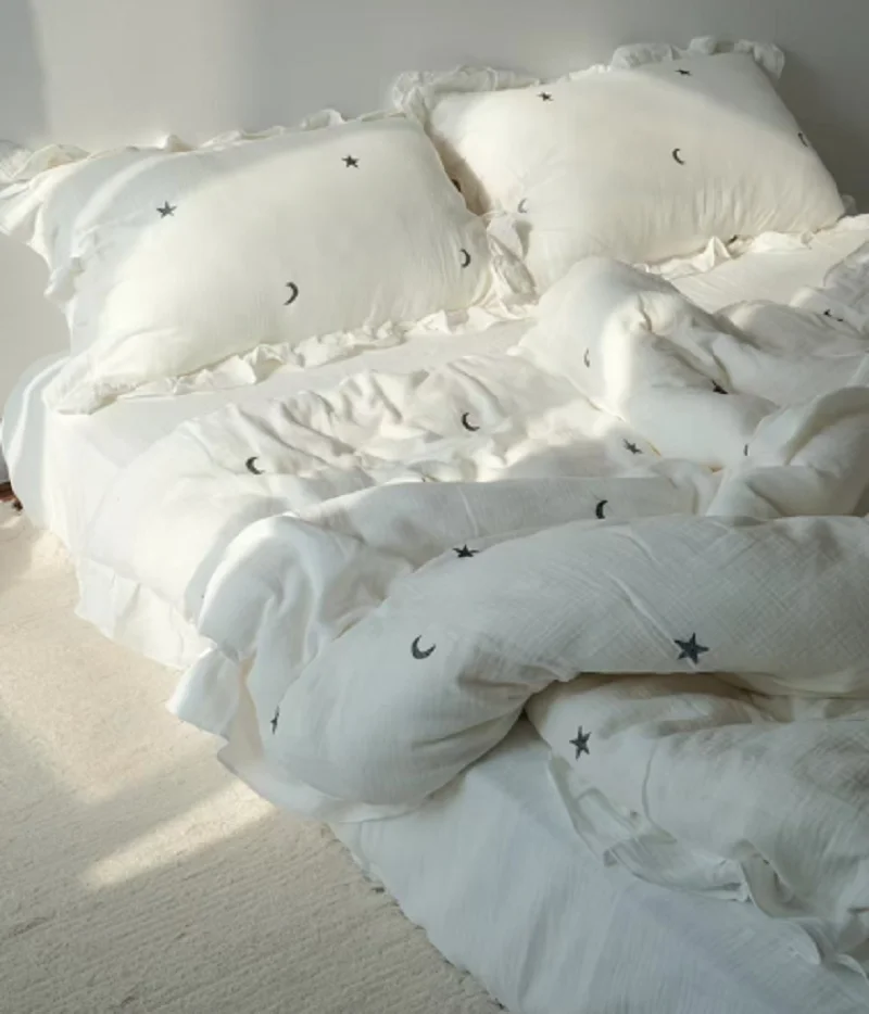 Ruffled Double Gauze Crinkle Soft Breathable Bedding Set Moon Star Embroidery Duvet Cover Set Pillowcases (3Pcs, No Filler)