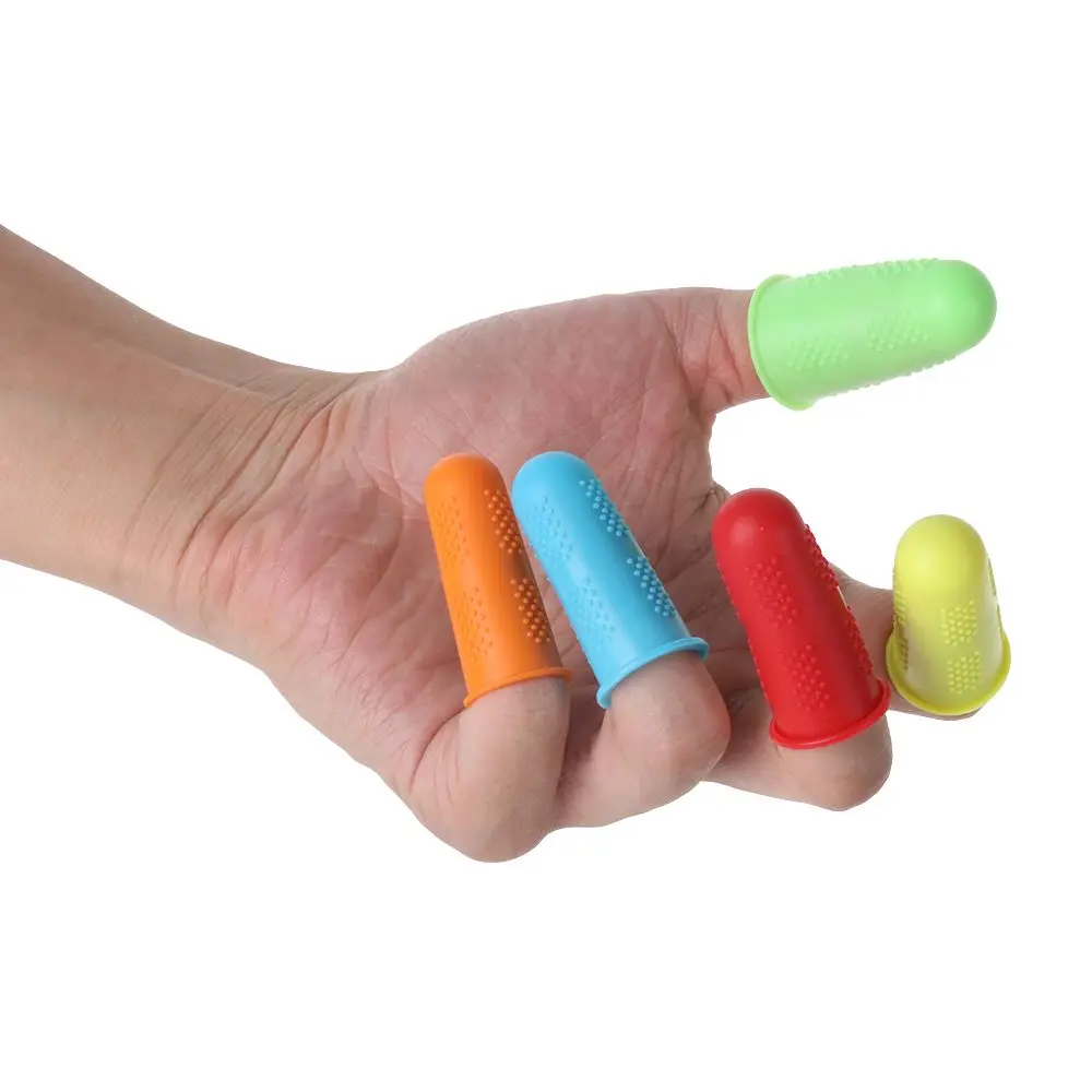 5pcs Rubber Sewing Thimble Breathable Protective Silicone Finger Thimble Finger Cover Caps Quilting Sewing Needlework Craft