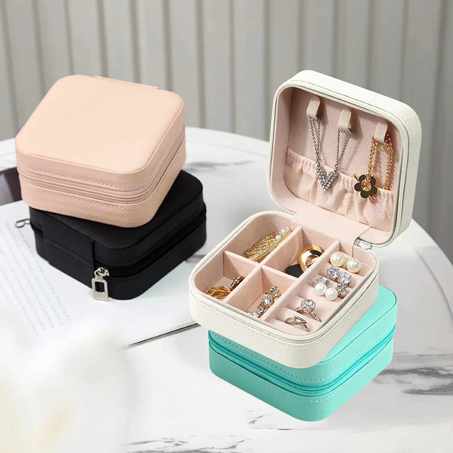 Ladies Girls Travel Storage Box Portable Family Travel Small Jewelry Box Mini Travel Neckla Jewelry Organizer Packaging Box