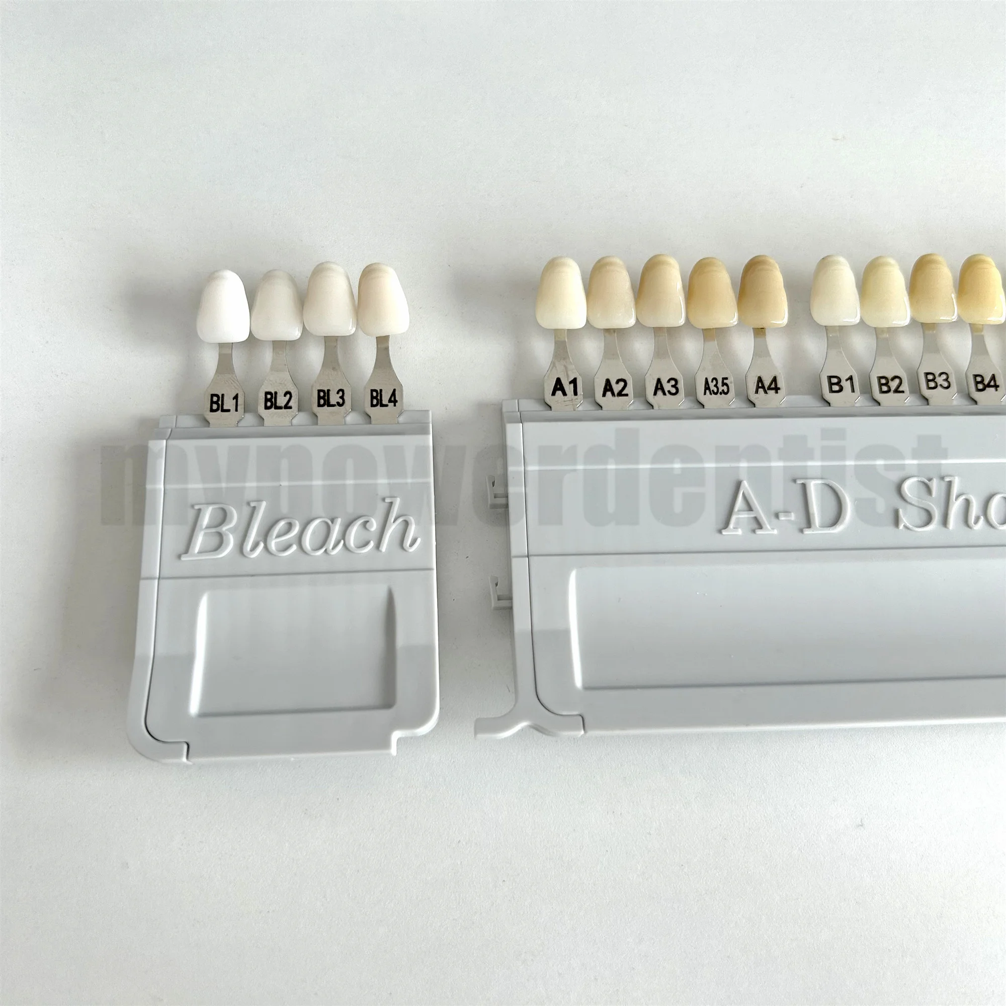 Dental Teeth Shade Guide Porcelain 20Color A-D Tooth 4-Bleach