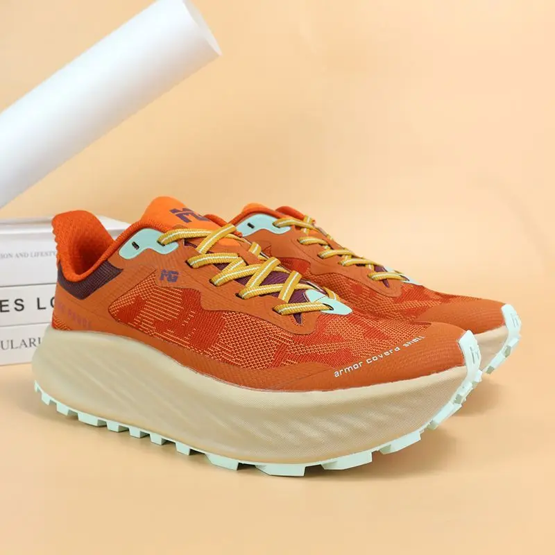 

New couple outdoor hiking shoes 2025 daily travel leisure fashion comfortable sports running walking shoes