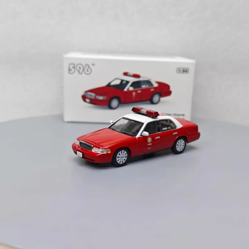 

596 Model 1:64 Ford Victoria CV/Suburban B3 Fire engine Alloy Simulation Car Model Collection Display Ornament Toy Gift
