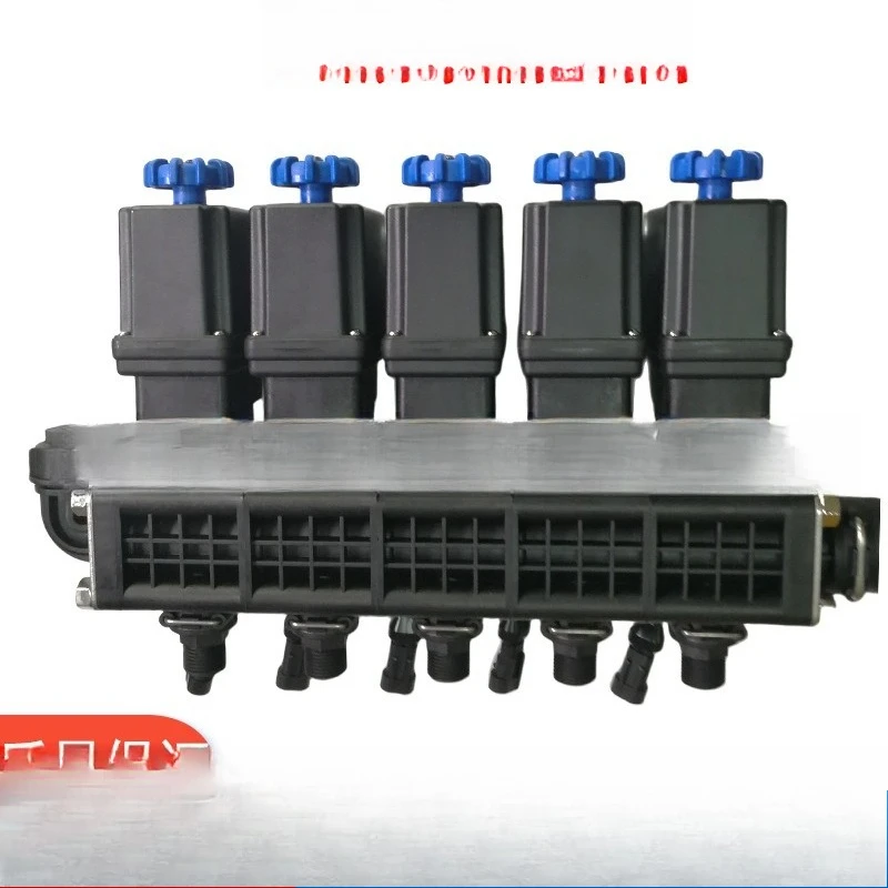 Spray control system, dispensing machine automatically adjusts pressure setting spray amount control valve