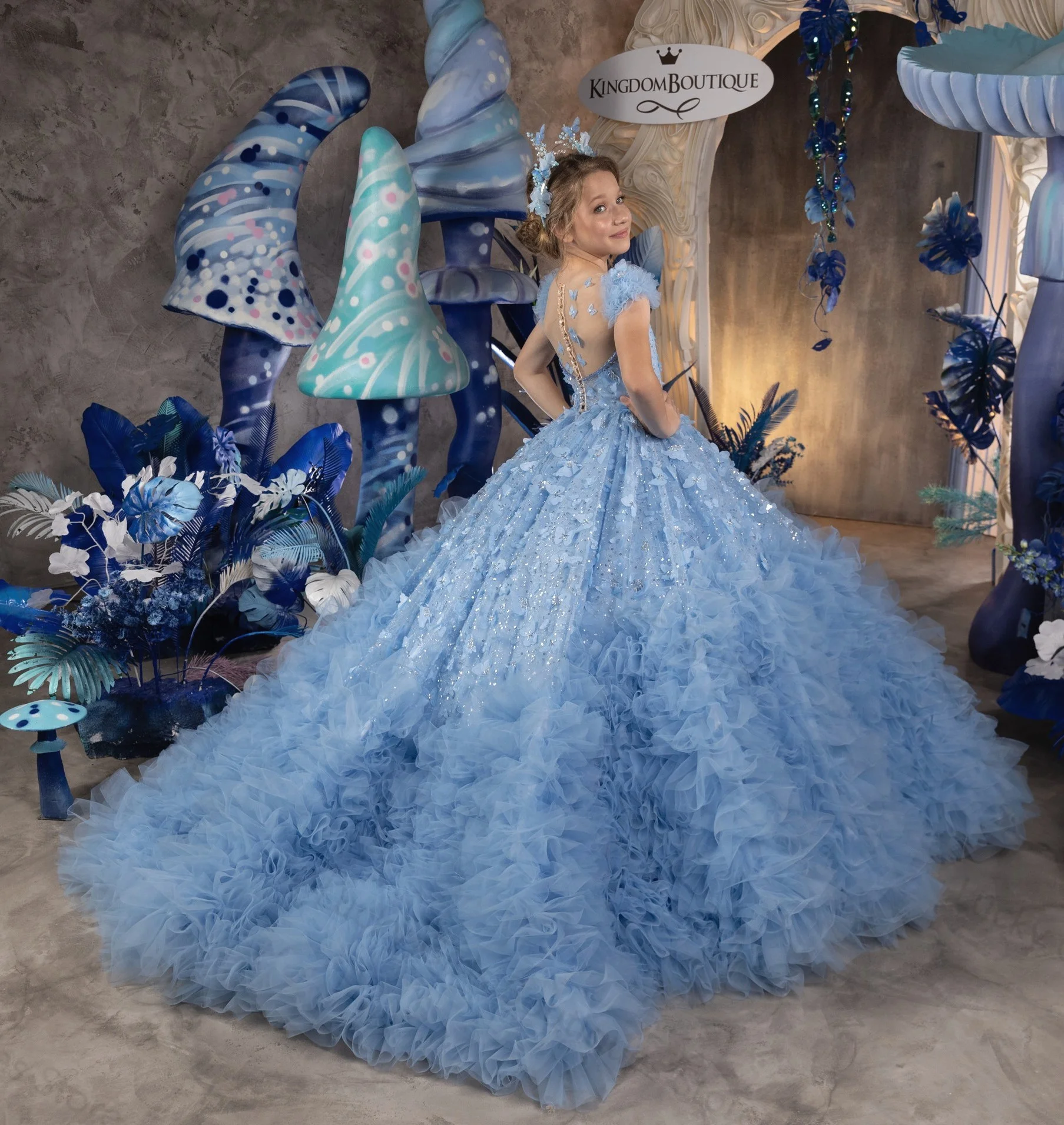 Luxurious Blue Girls Pageant Dresses Glitter Lace Little Kids Birthdays Gowns Tiered Ruffles Children Wedding Guest Dresses