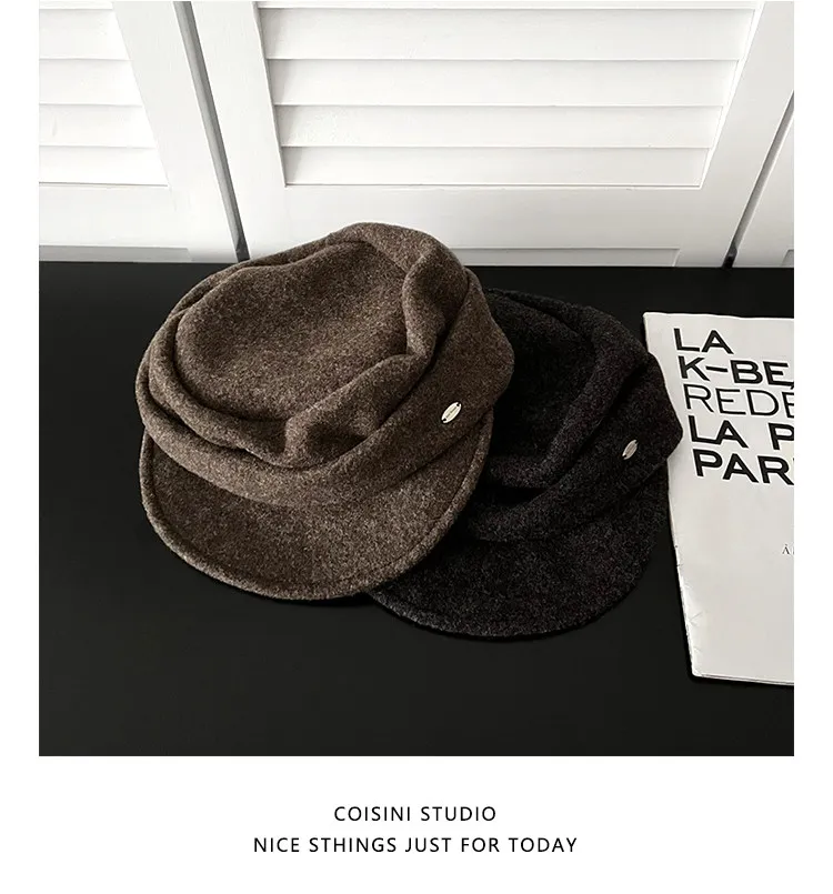 Koreanische Retro-Plissee-Wollmützen für Damen, Herbst-Winter-Reise, warm, vielseitig, schmaler Gesichtsrahmen, kleine literarische Reitermütze – Detail 8