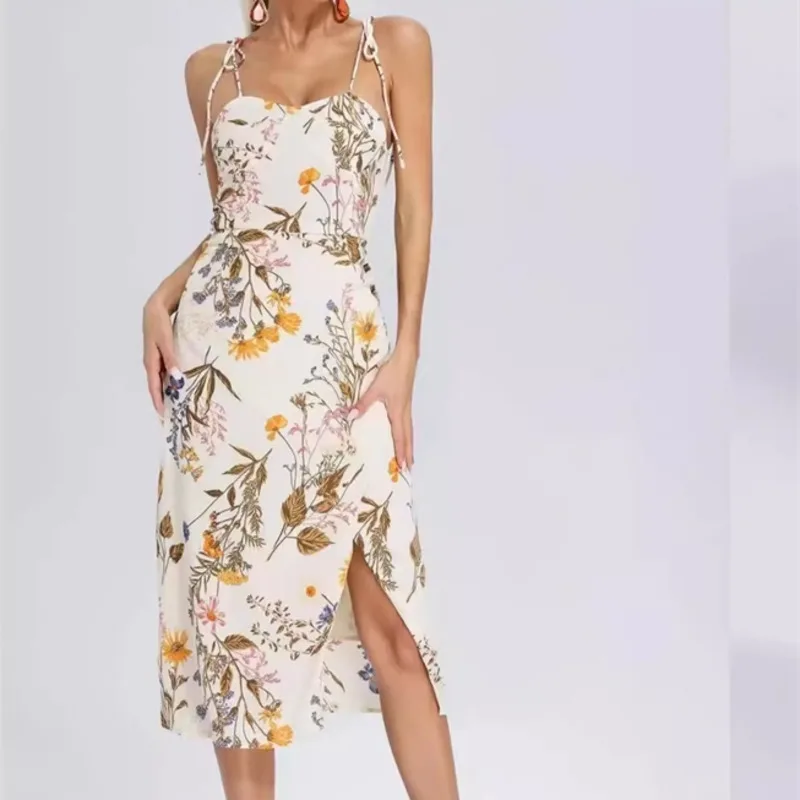 ใหม่ดอกไม้SuspenderแยกSlimแขนกุดPatry Beachสไตล์สปาเก็ตตี้ชุดเสื้อผ้าผู้หญิงภาษาฝรั่งเศสคําElegant Dress 2025