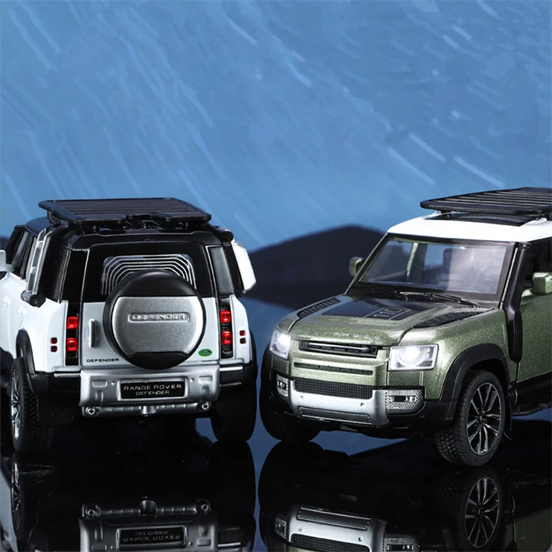 1/32 Range Rover Defender SUV Alloy Car Model Diecast Metal Toy Off-road Vehicles Car Model Simulation Sound and Light Kids Gift