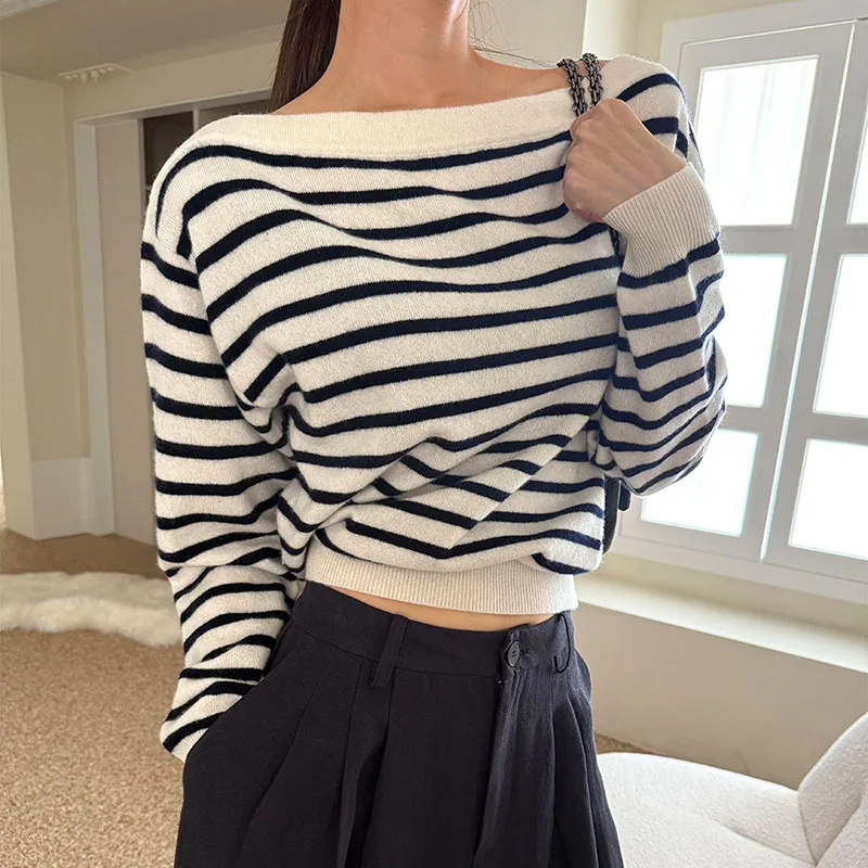 

Женский повседневный свободный вязаный свитер-лодочка Ne Design в полоску Удобный осенний модный эффект для похудения