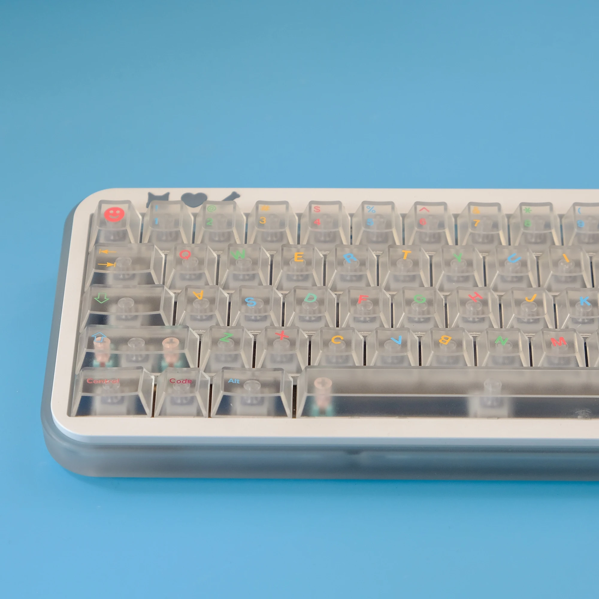 Aifei 122 Keys Cool kids Keycaps ABS Double Shot Fog Translucent Cherry Height for Mechanical Keyboard AULA F75 Ajazz Mad 60he