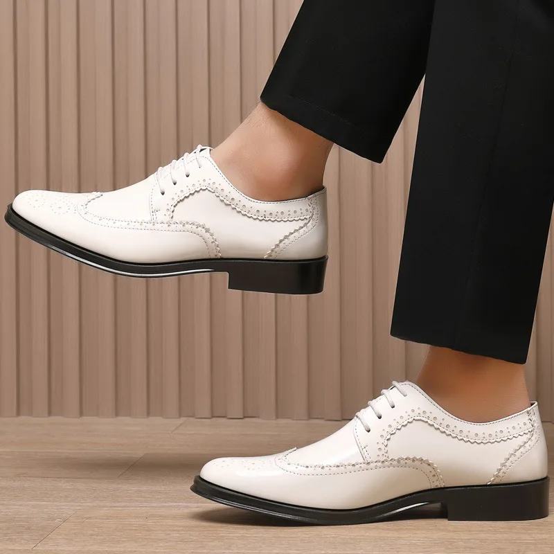 Men Formal Shoes White Leather Business Casual Shoes fashion man shoe Dress Office Wedding brogue shoes Social shoe male